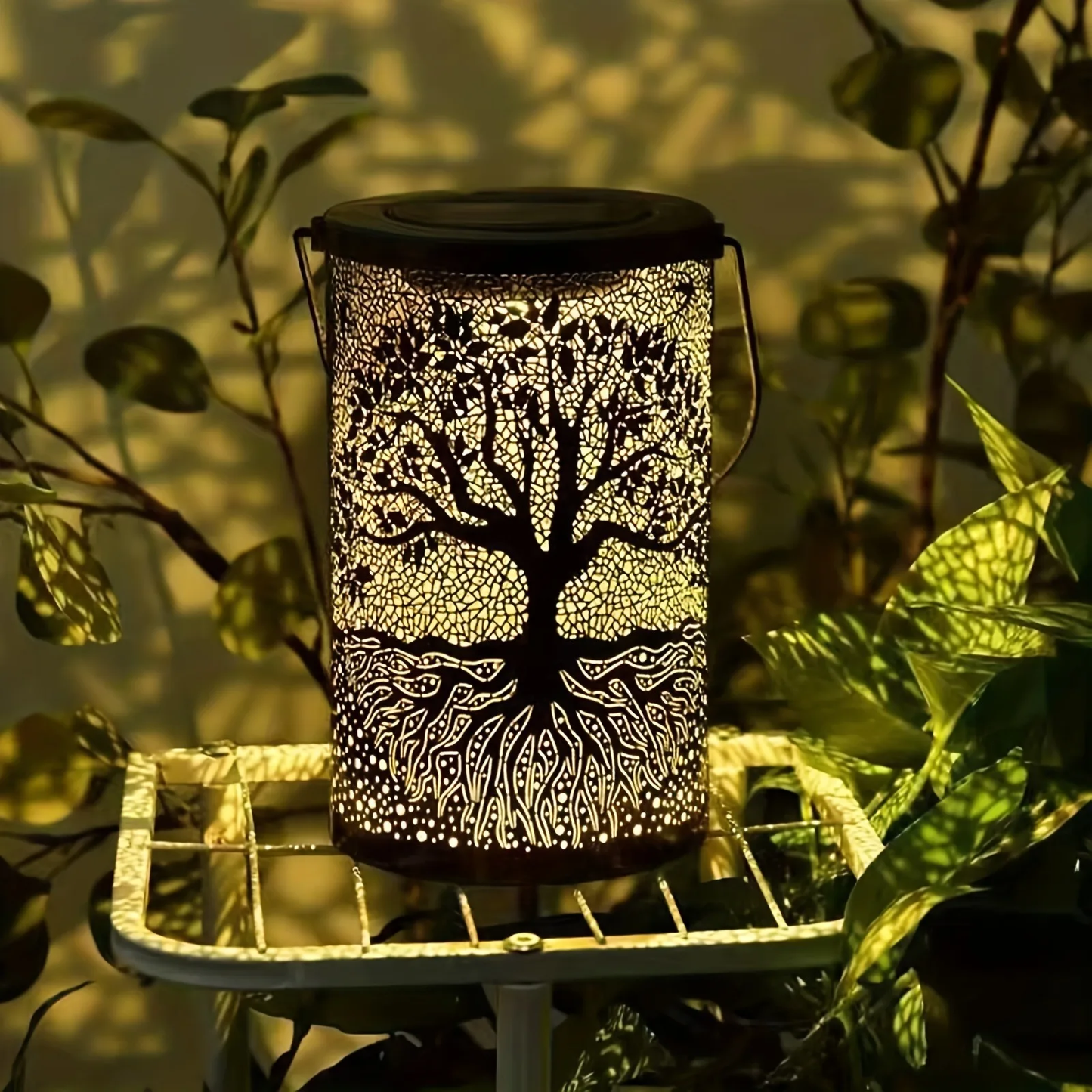 Solar Lantern for Outdoor Hanging/Standing Garden Decor