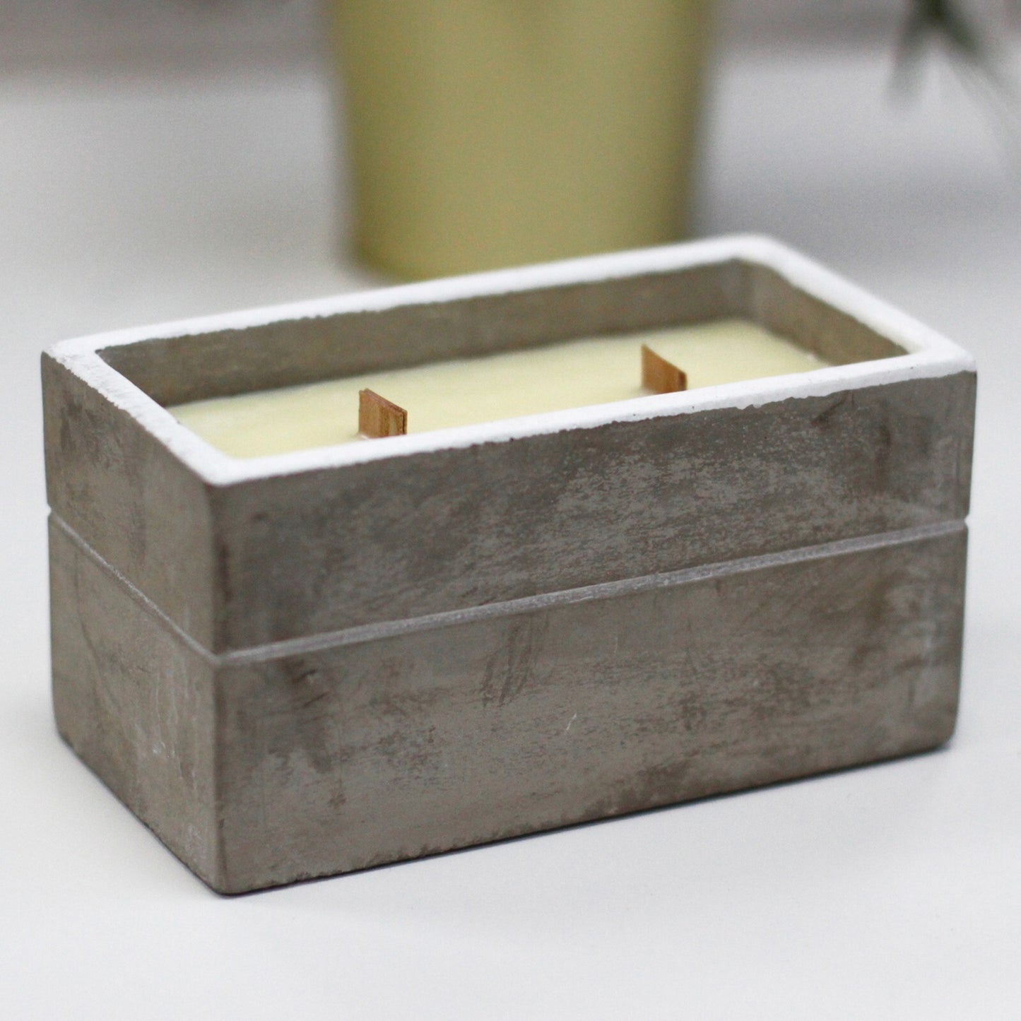 Soy wax Candle with wooden wick - Large Box - Spiced South Sea Lime