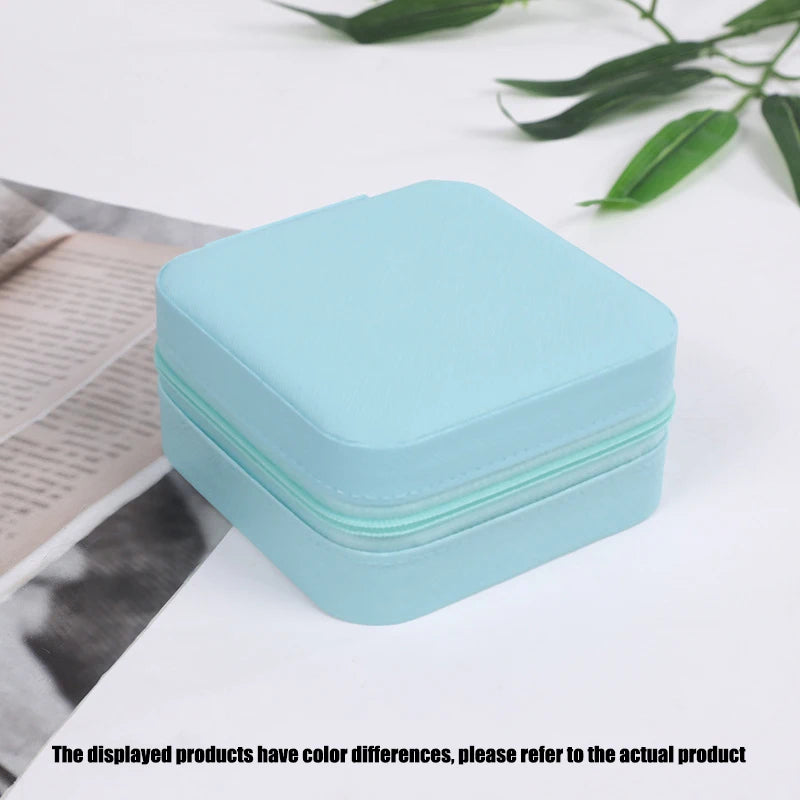 Compact Travel Jewellery Organizer - Stylish Leather Case for Earrings, Necklaces & Rings