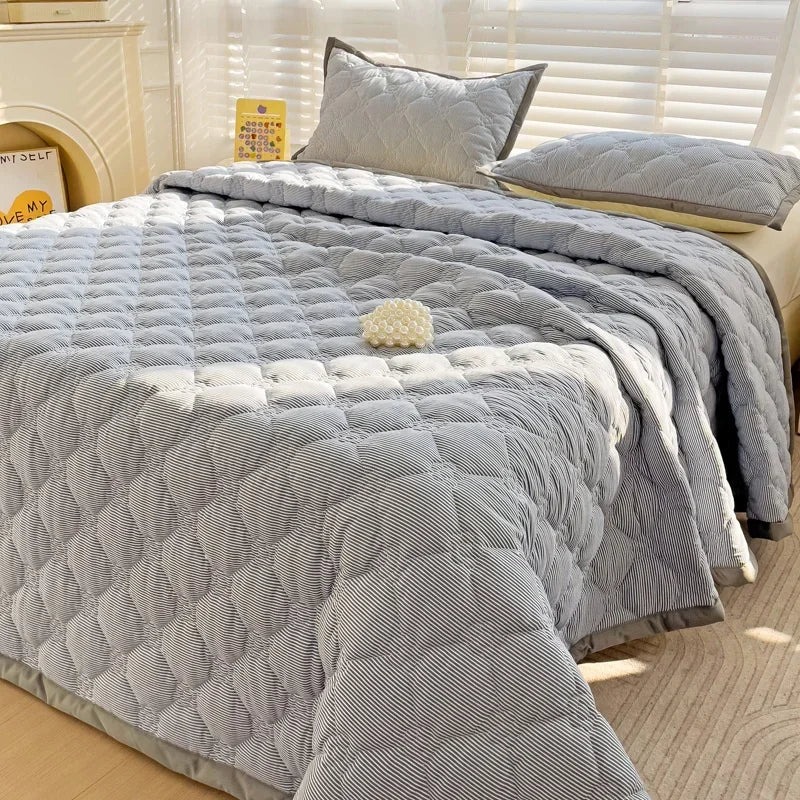 Quilted Bedspread Plaid Style Bed - Linen