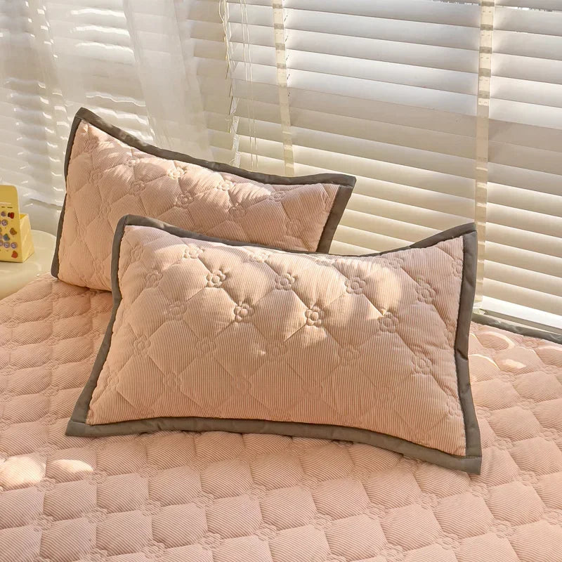 Quilted Bedspread Plaid Style Bed - Linen