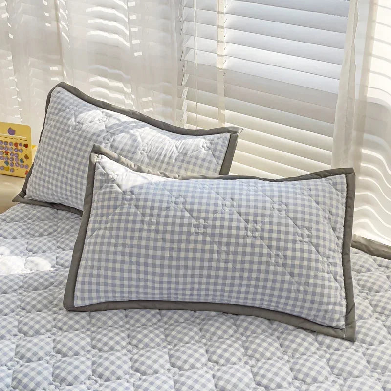 Quilted Bedspread Plaid Style Bed - Linen