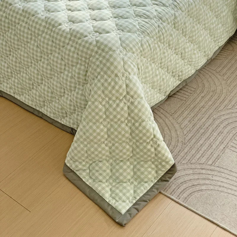 Quilted Bedspread Plaid Style Bed - Linen