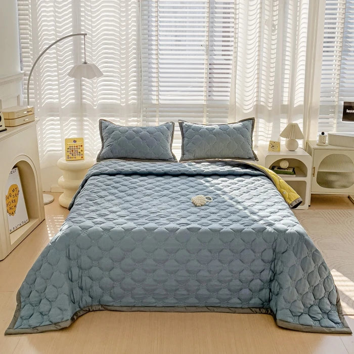 Quilted Bedspread Plaid Style Bed - Linen