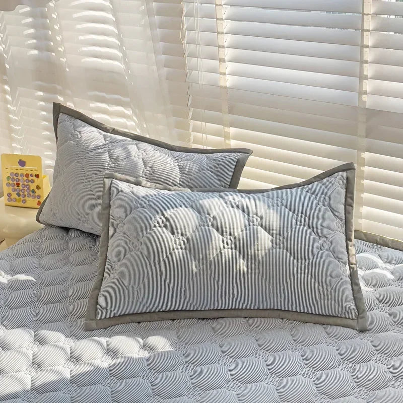 Quilted Bedspread Plaid Style Bed - Linen