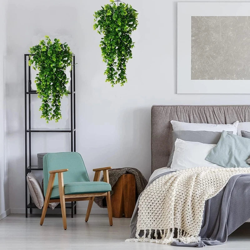 Green Artificial Eucalyptus Vine Wall Hanging Fake Plants Vine for Home Room Decor Garden Wedding Decoration Outdoor Ornament